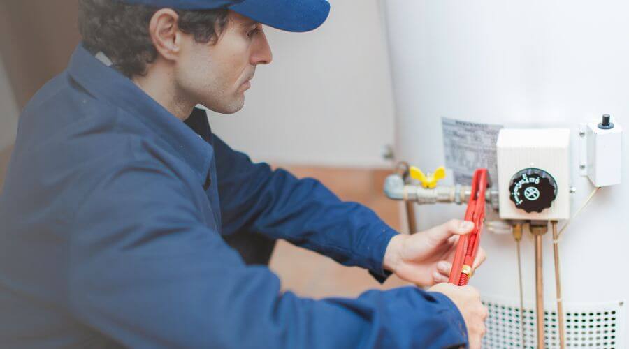 Local annual plumbing maintenance in Fontana, KS